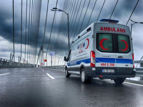 hy-ambulans-2